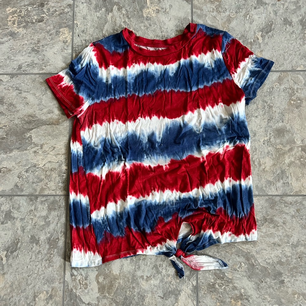 Vibrant Red and Blue Short Sleeve Tee with Tie-Dye Design